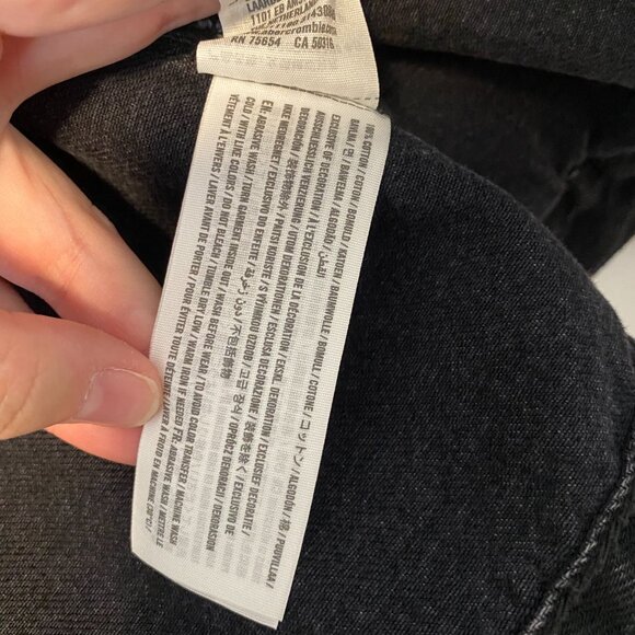 Abercrombie & Fitch Denim Trucker Jacket - EUC - Picture 8 of 8